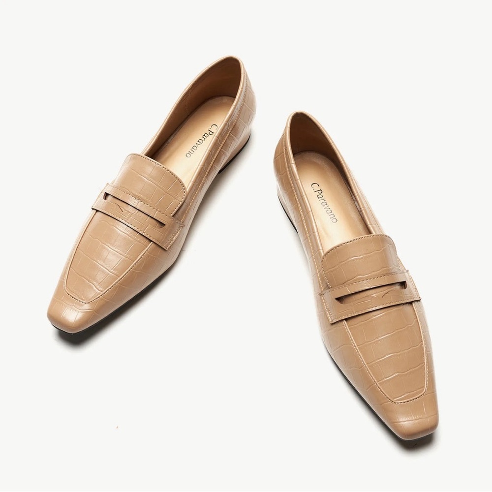NIB C. Paravano Crocodile Pattern Tan Loafers (New in box, never worn)